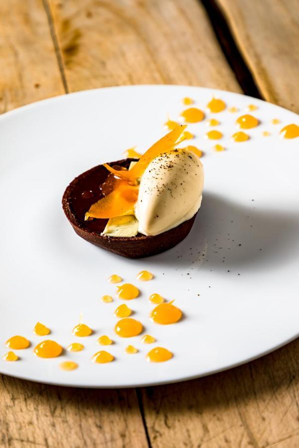 Hotel Restaurant Gastronomique La Huchette